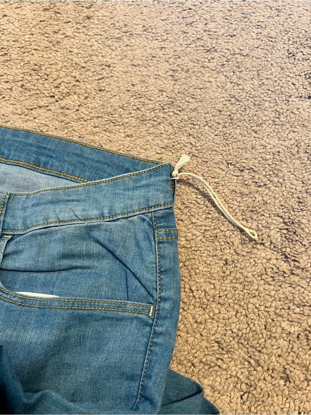 NWOT Universal Thread Jeans - Picture 9 of 10